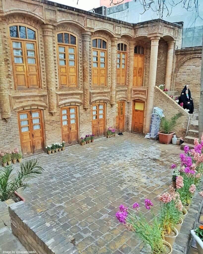 تصویر از داخل خانه توکلی در مشهد