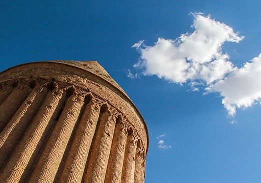 تصویری از برج رادکان در مشهد