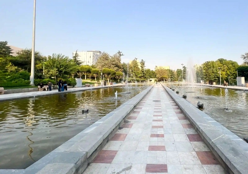 تصویر آبنمای پارک نیاوران 